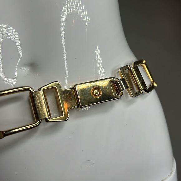 Mod Der for Adolfo Structured 33” Goldtone Belt Made in Italy - Picture 3 of 6